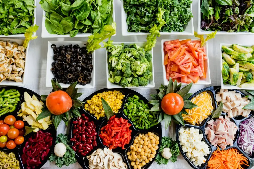Fresh vegetables that support metabolism and liver health naturally